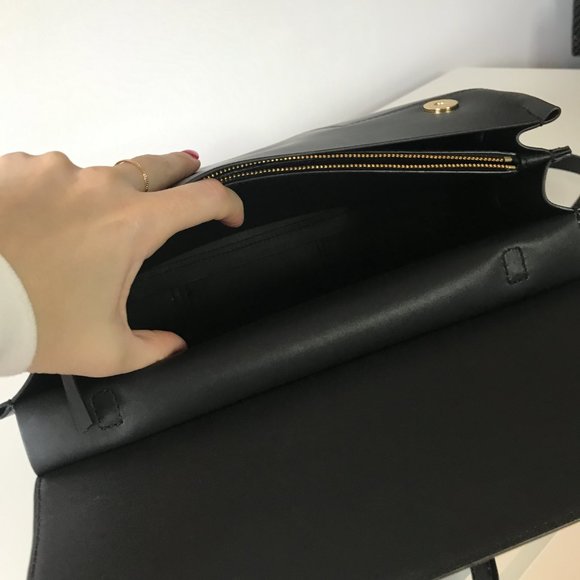 Tory Burch BlockT Satchel/Crossbody - Picture 6 of 10